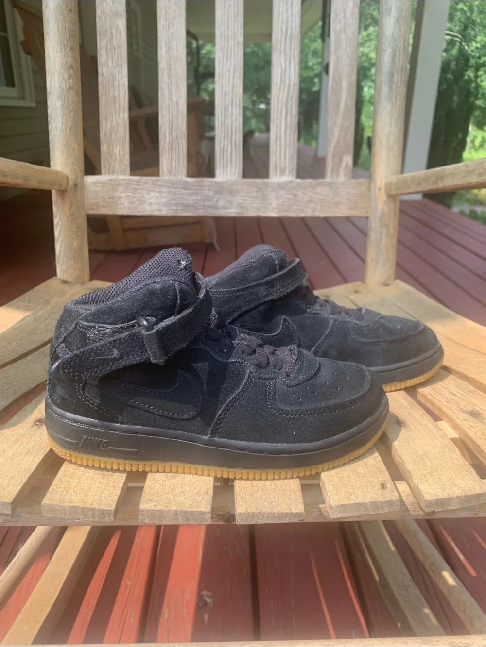 Nike Kids' Force 1 Mid LV8 PS ‘Black Gum’  Nike 859337-002